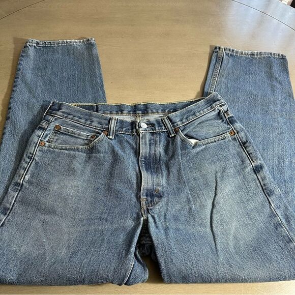 LEVI STRAUSS‎ 550 MEDIUM WASH MEN'S DENIM JEANS - 34/32 - Picture 9 of 16